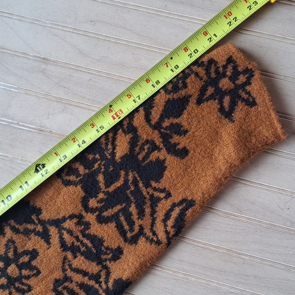 Cliche Cozy Mock Neck Cropped Boxy Floral Rustic Comfy Stylish Pullover Sweater - Picture 9 of 11